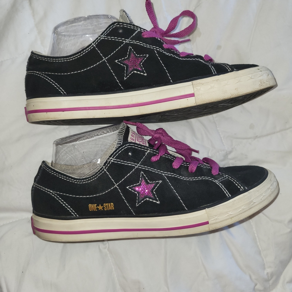 Converse One Star Black Sneakers with Pink Laces - Picture 3 of 8